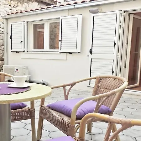 Asi Appartement *