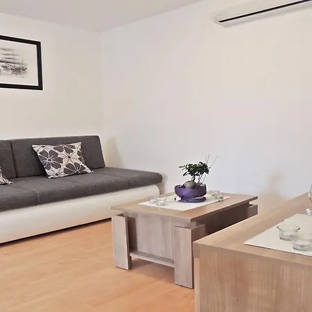 Asi Apartment